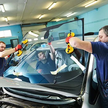 Windshield Replacement in Warren, MI